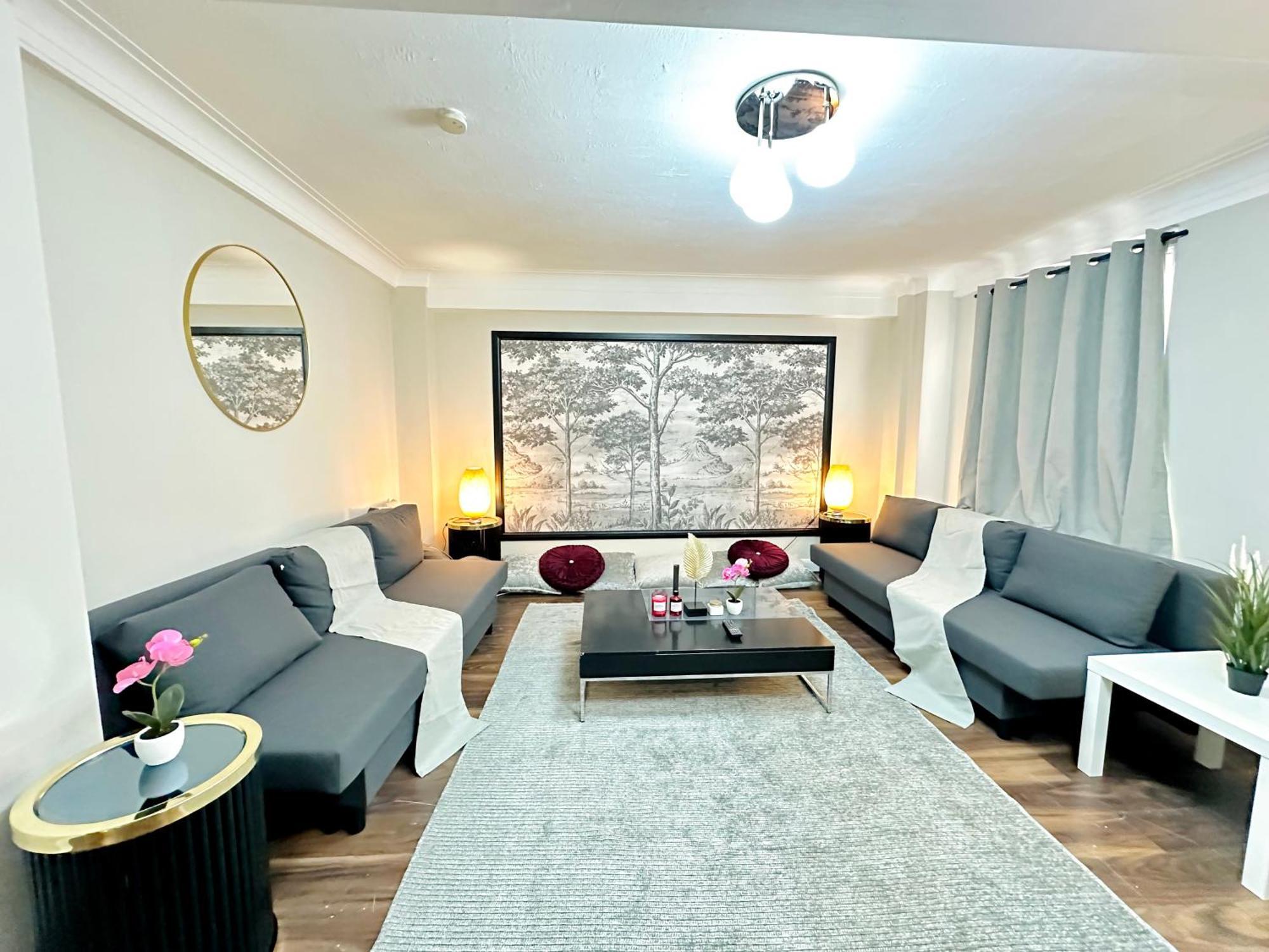 Hyde Park Comfortable Two Bedroom Apartment London Eksteriør billede