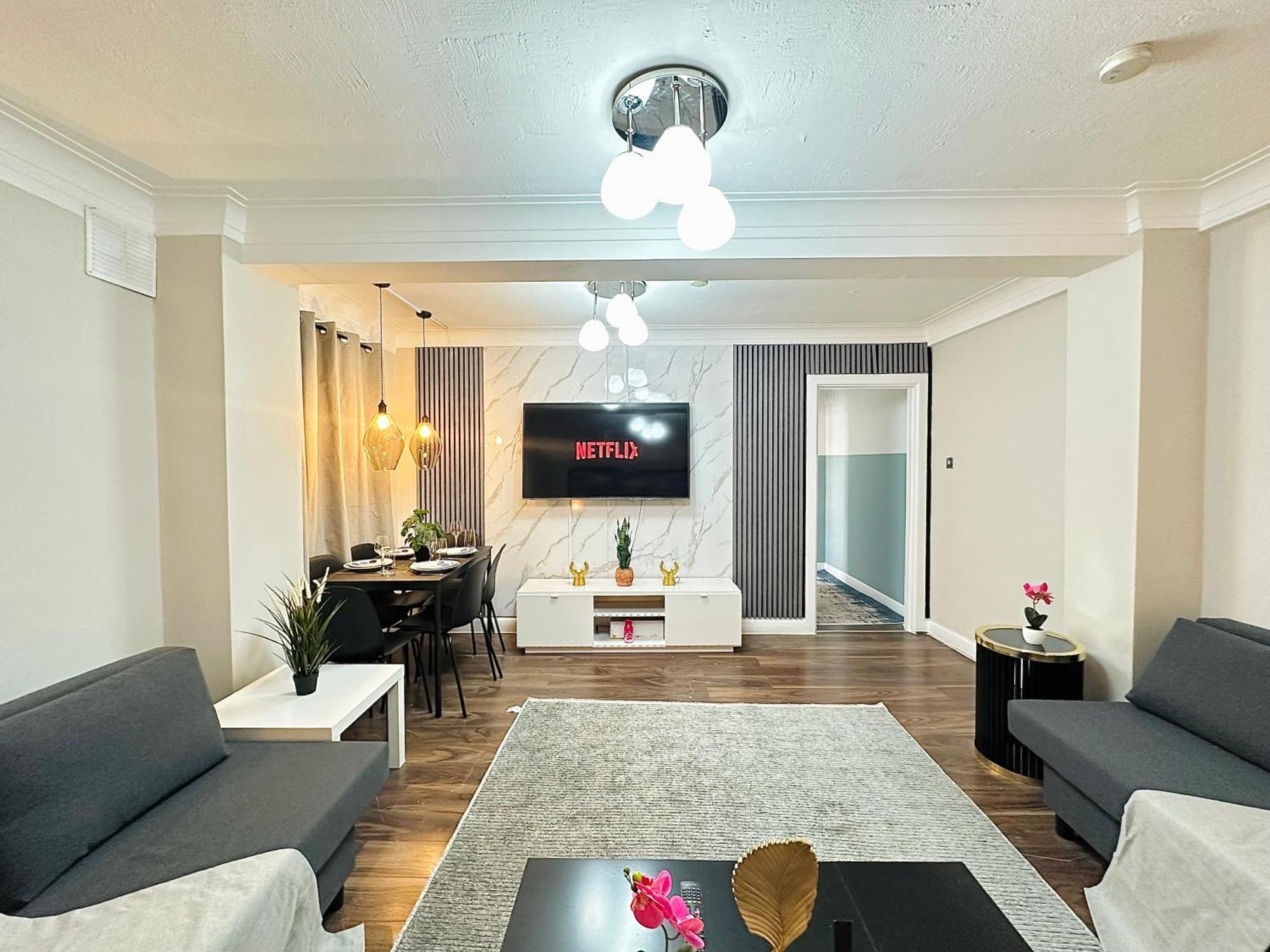 Hyde Park Comfortable Two Bedroom Apartment London Eksteriør billede